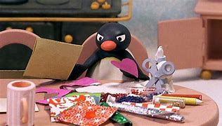 Image result for Angry Penguin Même