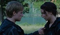 Image result for Hunger Games Katniss and Peeta Berries