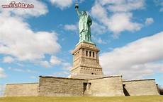 piedistallo della statua della libert 224 foto new york piedistallo della statua della libert 224 foto new york