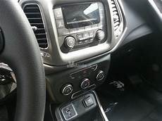 interni foto foto jeep compass 2017 le foto spia degli interni interni foto foto jeep compass 2017 le foto spia degli interni
