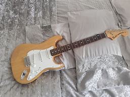 Image result for MIM Fender Stratocaster 70s