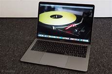 amac book air macbook air review pocket lint amac book air macbook air review pocket lint