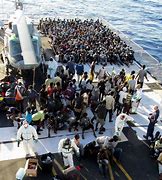 Image result for Lampedusa Flüchtlinge