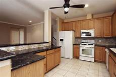10x10 kitchen layout ideas simple living 10x10 kitchen remodel ideas cost estimates 10x10 kitchen layout ideas simple living 10x10 kitchen remodel ideas cost estimates