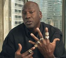 Image result for Butch Lee Muestra Su Anillo De NBA