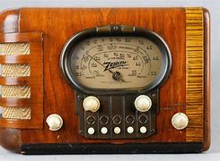Image result for Vintage Wooden Radios
