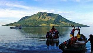 Image result for Gunung Ruang Sulawesi