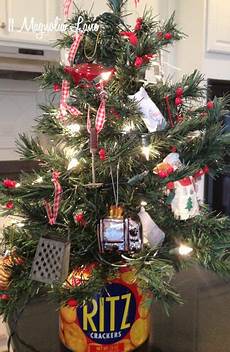 kitchen tree ideas vignettes and my laundry room trees kitchen tree ideas vignettes and my laundry room trees