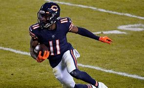 Image result for Unique Chicago Bears Darnell Mooney Wallpapers for Desktop