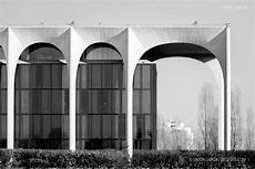 mondadori sede sede mondadori by oscar niemeyer sim 243 n garc 237 a arqfoto mondadori sede sede mondadori by oscar niemeyer sim 243 n garc 237 a arqfoto