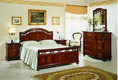 da letto in noce camere da letto collezione siviglia noce da letto in noce camere da letto collezione siviglia noce