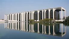 mondadori sede moderno sospeso sede mondadori di niemeyer segrate mondadori sede moderno sospeso sede mondadori di niemeyer segrate
