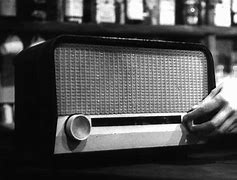 Image result for Old Vintage Radio Picrures