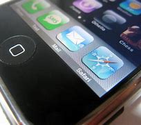 Image result for iPhone 2 and iPhone 3