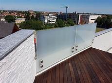 ringhiera vetro prezzo parapetto in vetro con borchie inox bologna ringhiera vetro prezzo parapetto in vetro con borchie inox bologna