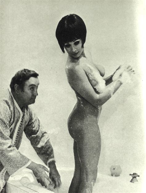 Maria Grazia Nude