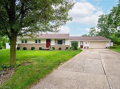 Image result for 10381 Main Street, New Middletown, OH 44442