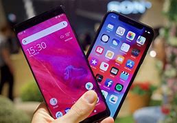 Image result for iPhone 7 vs XR