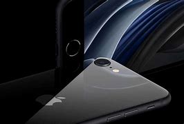 Image result for iPhone SE vs 8 Phone 4