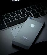 Image result for Imagini iPhone Laptop