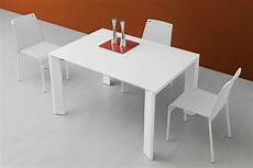 tavolo laccato bianco neos 130 tavolo domitalia in metallo con piano in vetro tavolo laccato bianco neos 130 tavolo domitalia in metallo con piano in vetro