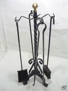 accessori per il camino set attrezzi per camino in ferro battuto 4 pezzi accessori per il camino set attrezzi per camino in ferro battuto 4 pezzi