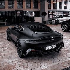 Pin by 𝓛𝓲𝓷𝓪 on C A R S | Luxury cars, Sports cars luxury, Aston martin