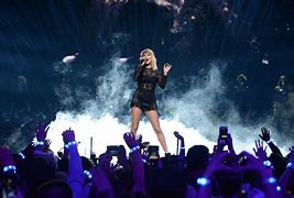 Image result for Taylor Swift Sing