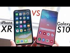 Image result for Galaxy S10 vs iPhone XR Size