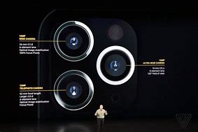 Image result for iPhone SE 2022 vs iPhone 13 Mini Camera
