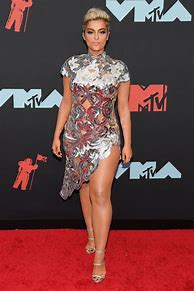 Image result for MTV VMA Red Carpet
