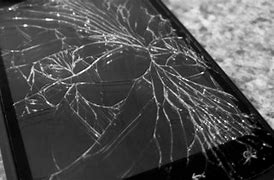 Image result for iPhone 5 Cracked Screen