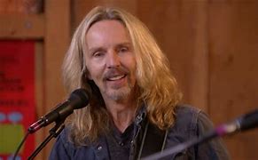 Image result for Tommy Shaw Live at Daryl's House