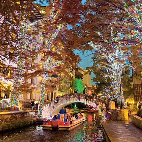 Resultado de imagem para san antonio riverwalk christmas lights