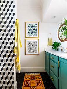 decorative ideas for small bathrooms small bathtub ideas and options pictures tips from hgtv decorative ideas for small bathrooms small bathtub ideas and options pictures tips from hgtv