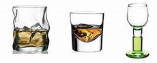 bicchieri da grappa bicchiere vetro per liquore forme e caratteristiche bicchieri da grappa bicchiere vetro per liquore forme e caratteristiche