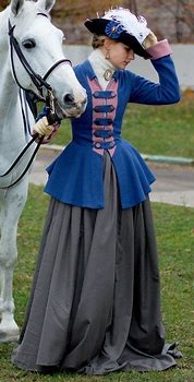 Image result for 18th Century Women Clothing Scottish