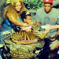 Image result for Beyonce and Daughter Blue Ivy