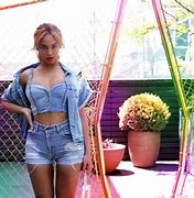 Image result for Beyoncé Levi Jeans Cowbopy