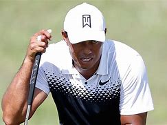 Image result for Tiger Woods Putting Grip