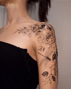 Karolina Szymańska (@karolinaszymanska_tattoo) Photos et vidéos sur Ins #f ...... -  Karolina Szymań… | Shoulder tattoos for women, Tattoos, Feminine tattoo sleeves
