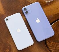Image result for iPhone 11 Pro vs iPhone SE 2022