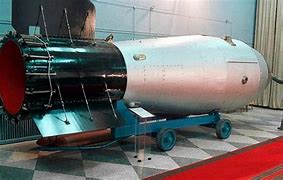 Image result for Bombe Nucleaire