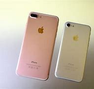 Image result for iphone 7 vs iphone 7 plus