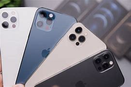 Image result for iPhone 13 vs Iphonr 14 Stalight