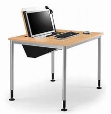 tavolo per pc tavolo con piedi regolabili porta pc a scomparsa idfdesign tavolo per pc tavolo con piedi regolabili porta pc a scomparsa idfdesign