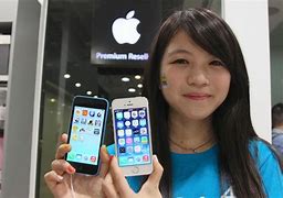 Image result for iPhone 5C vs iPhone 5S