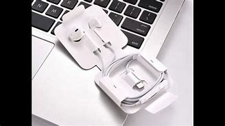 Image result for iPhone 7 EarPods