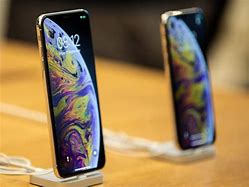 Image result for iPhone XS Mas vs iPhone 8 Plus