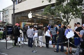 Image result for Apple Store Line iPhone 6